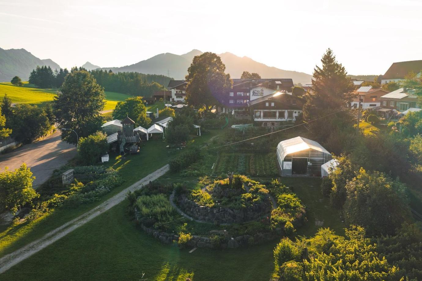 Der Baeren In Zell Ξενοδοχείο Eisenberg  Εξωτερικό φωτογραφία