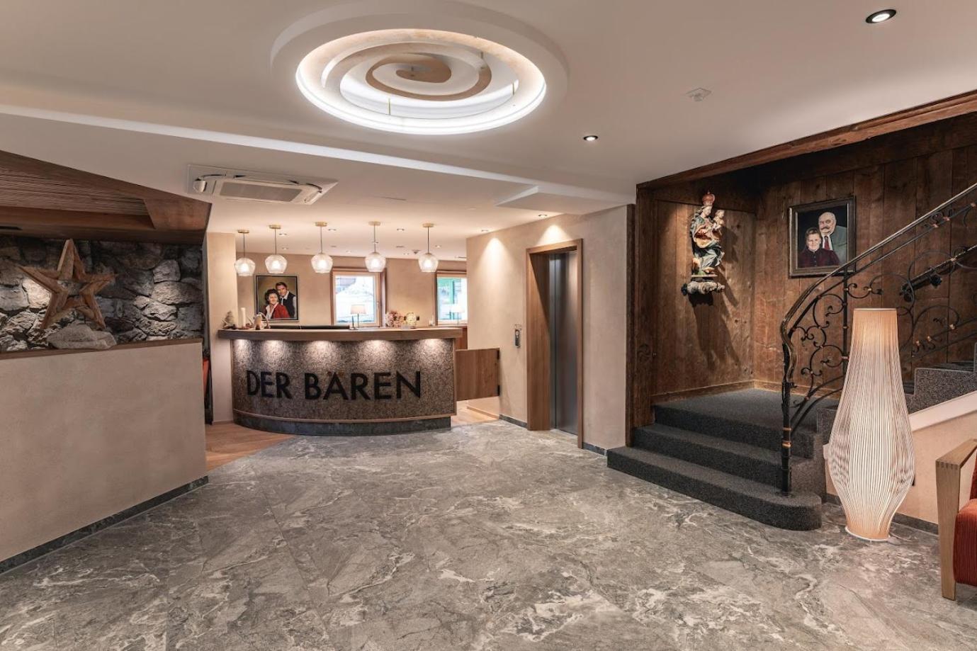 Der Baeren In Zell Ξενοδοχείο Eisenberg  Εξωτερικό φωτογραφία